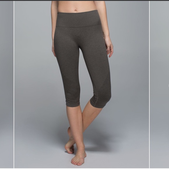 lululemon athletica Pants - Lululemon In The Flow Crop